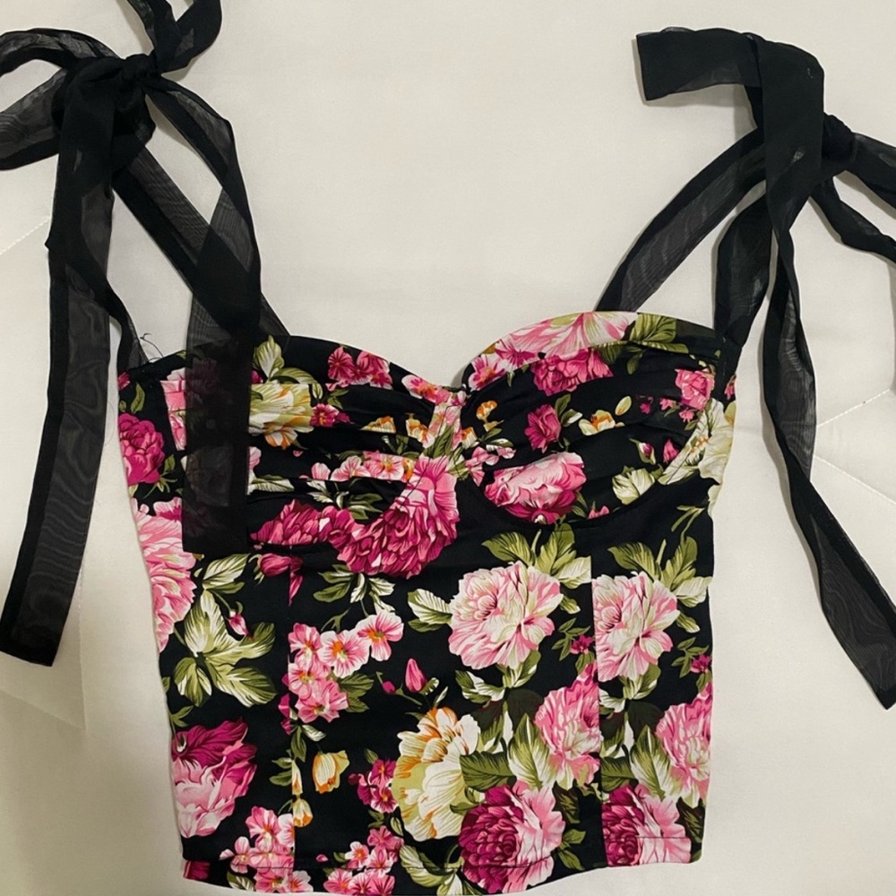 Hello Molly Black Floral Top
